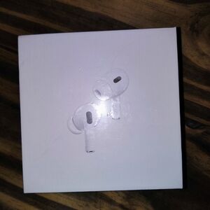 Apple AirPods Pro with Charging Case